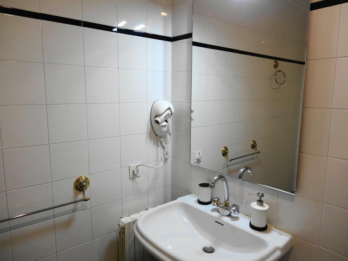 Apartamentos Pontevedra San Salvador de Poio Luaran gambar